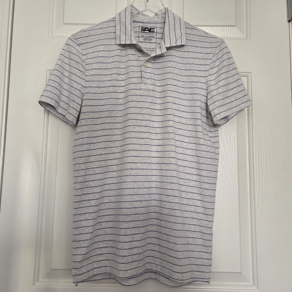 American Eagle Men's XS Polo Shirt Light Gray With Blue Stripes